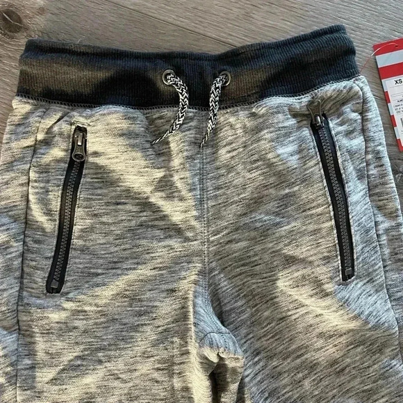 Cat & Jack Kids Drawcord Waistband Tapered Leg Pants Almond Gray XS NWT - Picture 4 of 7